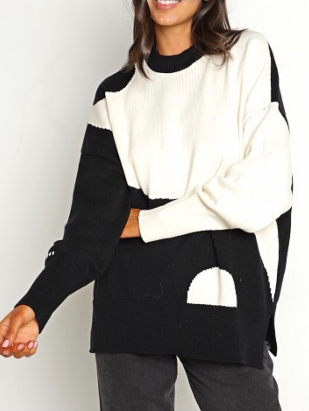 Pistola Darya Oversized Crewneck Yin Yang